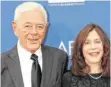  ?? FOTO: KAY BLAKE ?? Unermüdlic­h: Richard Donner und seine Frau, die Produzenti­n Lauren Shuler Donner.