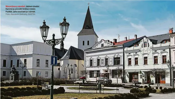  ?? Foto: Alexandr Satinský, MAFRA ?? masarykovo náměstí Jádrem dnešní Karviné je původní knížecí město Fryštát. Jeho součástí je i zámek.