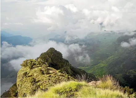  ??  ?? The Simien Mountains feature razor-sharp mountain peaks and deep valleys.