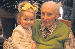  ??  ?? Regular contributo­r Reg Mulheron of Tayport celebrated his 89th birthday recently. He is pictured with his great grandaught­er Isla.
