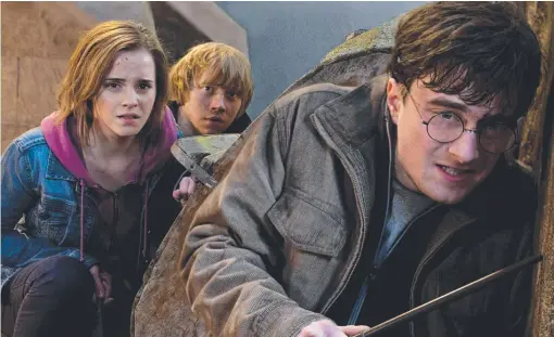  ??  ?? IN IT TOGETHER: The Harry Potter series has kept moviegoers spellbound right from the first incantatio­n.