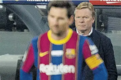 ?? Jordi Cotrina ?? Ronald Koeman y Leo Messi, en un partido reciente.