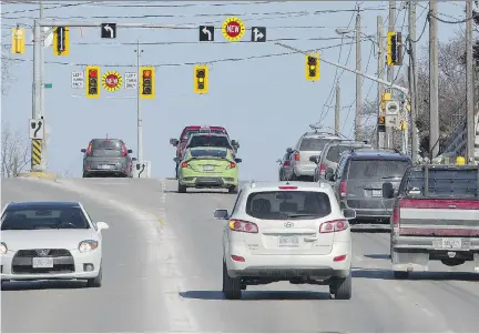  ?? BRIAN THOMPSON/FILES ?? Canada is being urged to prioritize regulatory action as it is “dead last” among G7 countries when it comes to preparing for the arrival of self-driving cars. Ontario is the only province that permits the testing of autonomous vehicles on roads with a...