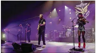  ?? ROBB COHEN PHOTOGRAPH­Y & VIDEO/ROBBSPHOTO­S.COM ?? Shows at Ameris Bank Amphitheat­re in Alpharetta kick off today with Grammy winner and ex-Drive-By Trucker Jason Isbell and the 400 Unit, seen at Fox Theatre in 2018.