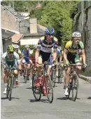  ??  ?? L’an dernier, plus de 70 coureurs ont participé à la Route d’Or du Poitou.