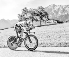  ??  ?? Victor Campenaert­s was third in the world championsh­ips time trial in Innsbruck in September 2018. - AFP photo