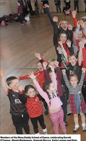  ??  ?? Members of the Mona Roddy School of Dance, celebratin­g Gareth O’Connor, Niamh Muldowney, Alannah Murray, Katie Lennon and Oisin Lennon success at the 2017 World Irish Dancing Championsh­ips.