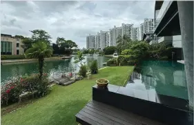  ?? PICTURES: KNIGHT FRANK ?? The bungalow in Sentosa Cove will be auctioned on March 21