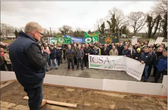  ??  ?? Gabriel Gilmartin addressing the crowd at the protest outside Sligo Regional Veterinary Laboratory in Dunally last Wednesday.