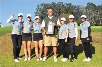  ?? Courtesy photo ?? The COC women’s golf team won the CCCAA women’s golf state title on Monday at Morro Bay Golf Course in Morro Bay. It’s the third state title in program history for the Cougars.