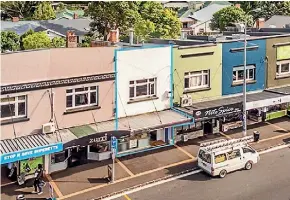  ??  ?? A Mt Eden restaurant (outlined in blue) has broken records at Colliers Internatio­nal for selling at a yield below 3 per cent.