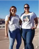  ?? CORTESÍA ?? Gloriana Loría (der.) junto a su amiga Jasmine Rivas en el Valle de La Luna, en Atacama.