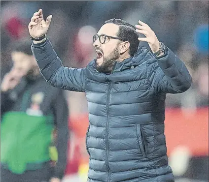  ?? FOTO: PERE PUNTÍ ?? Pepe Bordalás, todo carácter en el Getafe, pero más controlado que en sus etapas en regional, Tercera, Segunda B y Segunda