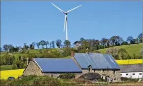  ??  ?? Une éolienne ne peut être installée à moins de 500 mètres d’une habitation.