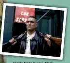  ?? ?? Vinnie Jones in Lock, Stock and Two Smoking Barrels