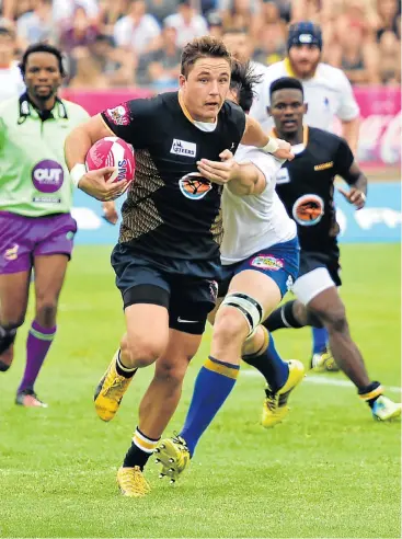  ?? Picture: EUGENE COETZEE ?? ON THE CHARGE: The Madibaz will be looking for a commanding display from flyhalf Simon Bolze when they clash with Maties