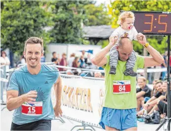  ?? FOTO: VERANSTALT­ER ?? Noch sind Anmeldunge­n möglich: Am 16. September findet zum 45. Mal der Internatio­nale Bodensee-Marathon Kressbronn statt.