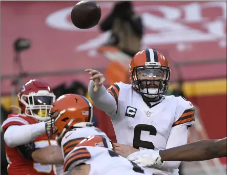  ?? REED HOFFMANN — THE ASSOCIATED PRESS ?? Baker Mayfield will not have to learn a new offense this offseason, as Browns coach Kevin Stefanski said he expects his staff to return intact.