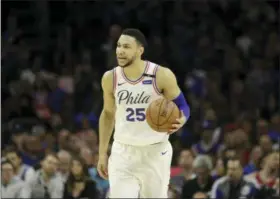  ?? MATT SLOCUM — THE ASSOCIATED PRESS ?? The Philadelph­ia 76ers’ Ben Simmons calls out to teammates during the second half of Saturday’s second-round playoff game against the Boston Celtics. Simmons scored 16 points Saturday against Boston, an improvemen­t from Game 2, but not enough as the...