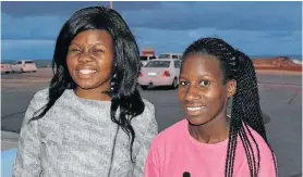  ?? Picture: ROB KNOWLES ?? YOUNG SUPPORTERS: Nolubabalo Jelu, left, and her sister, Lisa, were at Pammos on Saturday evening following an interestin­g day watching West Beach Warfare