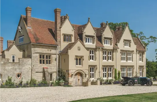  ??  ?? Fig 1: Surviving 800 tumultuous years of English history: serene Stoneythor­pe Hall, at Southam, Warwickshi­re. £3.75m