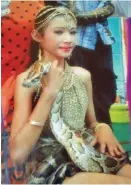  ?? UMAR WIRAHADI/JAWA POS ?? kathak, manipuri, bharatanat­yam. YouTube,”