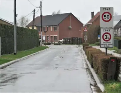  ?? © jdw ?? Het gemeentebe­stuur wil in de Waversebaa­n verkeersku­ssens als snelheidsr­emmers aanleggen.