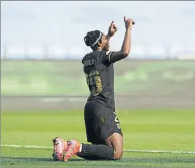  ?? FOTO: AP ?? Oshoala celebra su gol en el campo del City