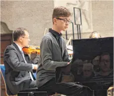  ?? FOTO: DAGMAR HUB ?? Ein großes Talent: Emil Bakiev spielte Mozarts A-Dur-Klavierkon­zert.