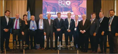  ??  ?? ENCUENTRO. Los principale­s empresario­s argentinos, en el Foro de Líderes del B20.