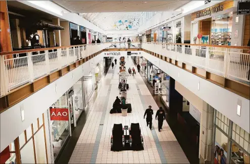  ?? Spencer Platt / Getty Images file photo ?? The Brass Mill Center in Waterbury in 2017, when anchor stores were already pulling out of malls.