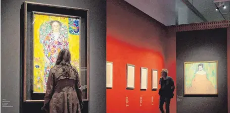  ?? FOTO: DPA ?? „Der Zauberer aus Wien“lautet der Titel der Ausstellun­g in Halle zum 100. Todestag von Gustav Klimt. Links das Bild „Eugenia Primavesi“.