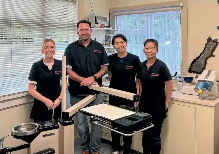  ?? ?? The Dentures Plus clinicians. From left to right: Molly Clark, Ryan Carlton, Phoebe Wong and Sharon Ting.