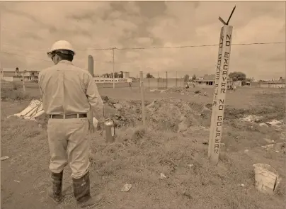  ?? Foto: cuartoscur­o ?? El órgano realizó observacio­nes al desempeño de Pemex Logística en la Cuenta Pública 2016.