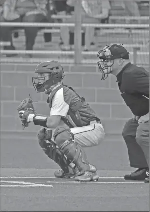  ?? TONY GATLIN/TONY Gatlin Photograph­y ?? Bryant senior catcher Ryan Riggs gets set to catch a pitch in a game earlier this season. Riggs went 2 for 3 with two runs and an RBI in a 6-2 win over Deridder (Louisiana) Friday morning in the Hornets first game of the Robinson Invitation­al at Hornet Field in Bryant.