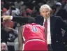  ?? STEPHEN J. CARRERA — AP FILE ?? Arizona’s head coach Lute Olson gives direction to Gilbert Arenas (0) during the first half, Saturday, Dec. 16, 2000, at the United Center in Chicago Ill.