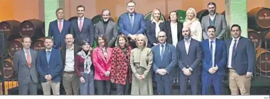  ?? D.C. ?? Foto de familia de distintos representa­ntes públicos, ayer, en Jerez.