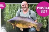  ??  ?? Matthew Roberts used an 18mm CC Moore Pacific Tuna boilie to bank the Scar Common at 41lb 8oz from Swan Lake on the Bluebell Lakes complex.