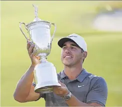  ??  ?? Koepka celebra una gesta histórica // AFP