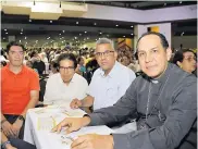  ??  ?? Ricardo Rojas, Gustavo Salas, Melquiades Salas y monseñor Pablo Salas.