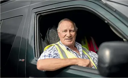  ?? ANDY MACDONALD/STUFF ?? Owner of TG Couriers, Tony Gillan has clocked up one million kilometres in his Toyota Hi Ace delivering papers around the top of the south.