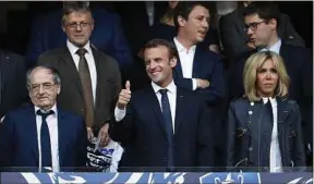  ??  ?? Le couple Macron, en tribune lors de la finale de la Coupe de France.