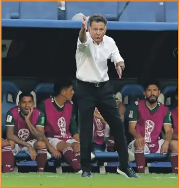  ??  ?? Juan Carlos Osorio dirige a la Selección en Rusia