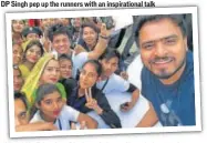  ?? PHOTO: TWITTER/MAJORGAURA­VARYA ?? (Above) YouTuber Amit Bhadana clicks a selfie with the attendees; (Below left) Major Surendra Poonia, founder, Soldierath­on (Below right) Major Gaurav Arya