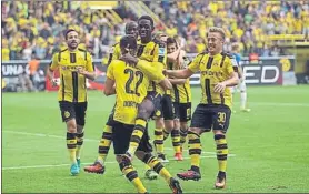  ?? FOTO: EFE ?? El Dortmund viste de amarillo, el mismo color que identifica a Las Palmas y Villarreal