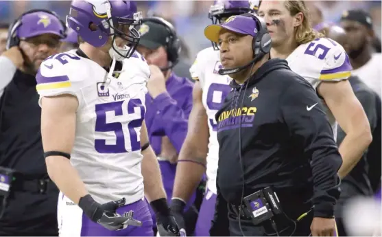  ??  ?? The Bears, who interviewe­d Vikings defensive coordinato­r George Edwards on Thursday, have scheduled meetings with offensive coaches the rest of the week. | DUANE BURLESON/ AP