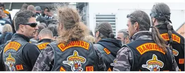  ??  ?? Die Bandidos haben weltweit rund 2500 Mitglieder. In jedem Land haben sie einen „Supporter-Club“