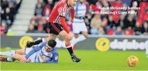  ??  ?? Aiden McGeady battles with Reading’s Liam Kelly