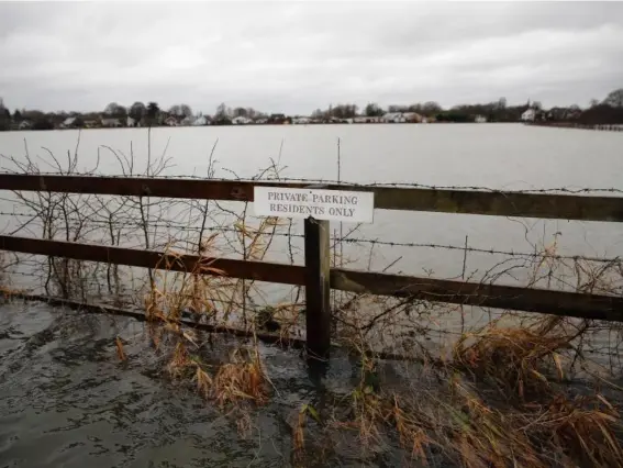  ??  ?? A series of storms in the winter of 2013-14 caused widespread flooding