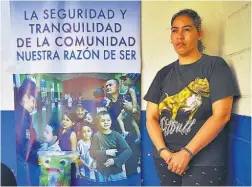  ??  ?? En narcomenud­eo. La PNC indicó que Dina Évelyn Orellana estaba ya perfilada como la distribuid­ora al menudeo de marihuana en la colonia.